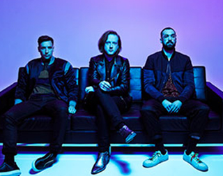 TWO DOOR CINEMA CLUB