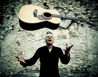 TOMMY EMMANUEL