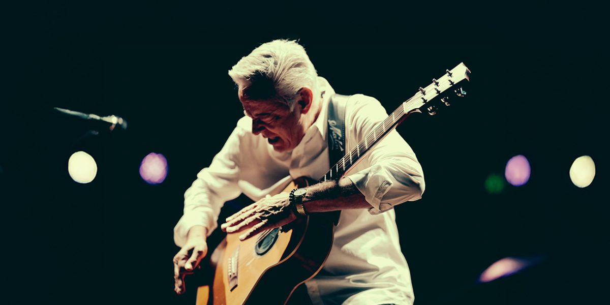 TOMMY EMMANUEL