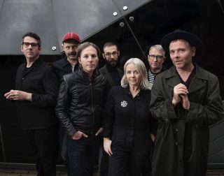 BELLE & SEBASTIAN